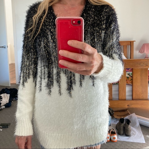 🔅host pick🔅Stunning glamorous Jumper by Beautie - Picture 13 of 13